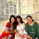 Inchara Joshi Instagram – The serene TAJ MAHAL ❤️😍 @inchara.joshi @jyothijoshi2 

#tajmahal #familyvacay #agra Taj Mahal, Agra, India
