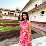 Inchara Joshi Instagram – 🤍🧿”Next time you think beautiful things ,don’t forget to count yourself in “🤍🧿
#inchara #instagood #incharajoshi #cute #delhidiaries #agra #anguribagh #agrafort #vacation #floraldress #actors #kannadaserial #sahana #katheyondushuruvagide #instagram #viral #trending Anguri Bagh