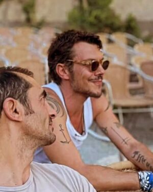 Ioannis Papazisis Instagram - Η δουλειά μας είναι και στιγμές με καλούς φίλους...το ταξίδι του Προμηθέα σε όλη την Ελλάδα ξεκίνησε.