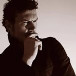Ioannis Papazisis Instagram – Οι λέξεις χάσανε το νόημα τους……το τέρας μεσα μας έχει ξυπνήσει……..δεν μπορει κάπου θα υπάρχει λίγο φως.🕛🌍