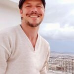 Ioannis Papazisis Instagram – Η αλήθεια ποτέ δεν κρεμάστηκε από το μπράτσο ενός ακαμπτου..ΔΝ.