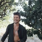 Ioannis Papazisis Instagram - Καλοκαίρι στο χωριό..τα πιο ωραία ταξίδια τα κάνεις μόνος σου..