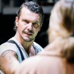 Ioannis Papazisis Instagram – Το ψέμα μας που έγινε δάσος φοβαμαι. Η μπόχα μας στο τέλος θα διώξει ακόμα και τους αγγέλους από τον ουρανό. ΒΟΥΤΣΕΚ. ΠΡΕΜΙΕΡΑ ΑΥΡΙΟ.ΘΕΑΤΡΟ ΠΟΛΗ….ΠΡΟΠΏΛΗΣΗ viva.gr.foto @loukasziaras