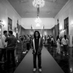 Iqbaal Ramadhan Instagram - 550.000 penonton sudah kenalan sama Piko di bioskop. Nah kamu, kamu… iya kamu! Kamu, kamu, kamu, pacar kamu, sahabat kamu, kakak kamu, adik kamu, mama papa kamu, sepupu kamu, om tante kamu, itu orang yang disebelahmu, tetanggamu, idolamu, bias kamu, guru ngaji kamu, gebetan kamu kenalin sama Piko, SEKARANG!!!!!!