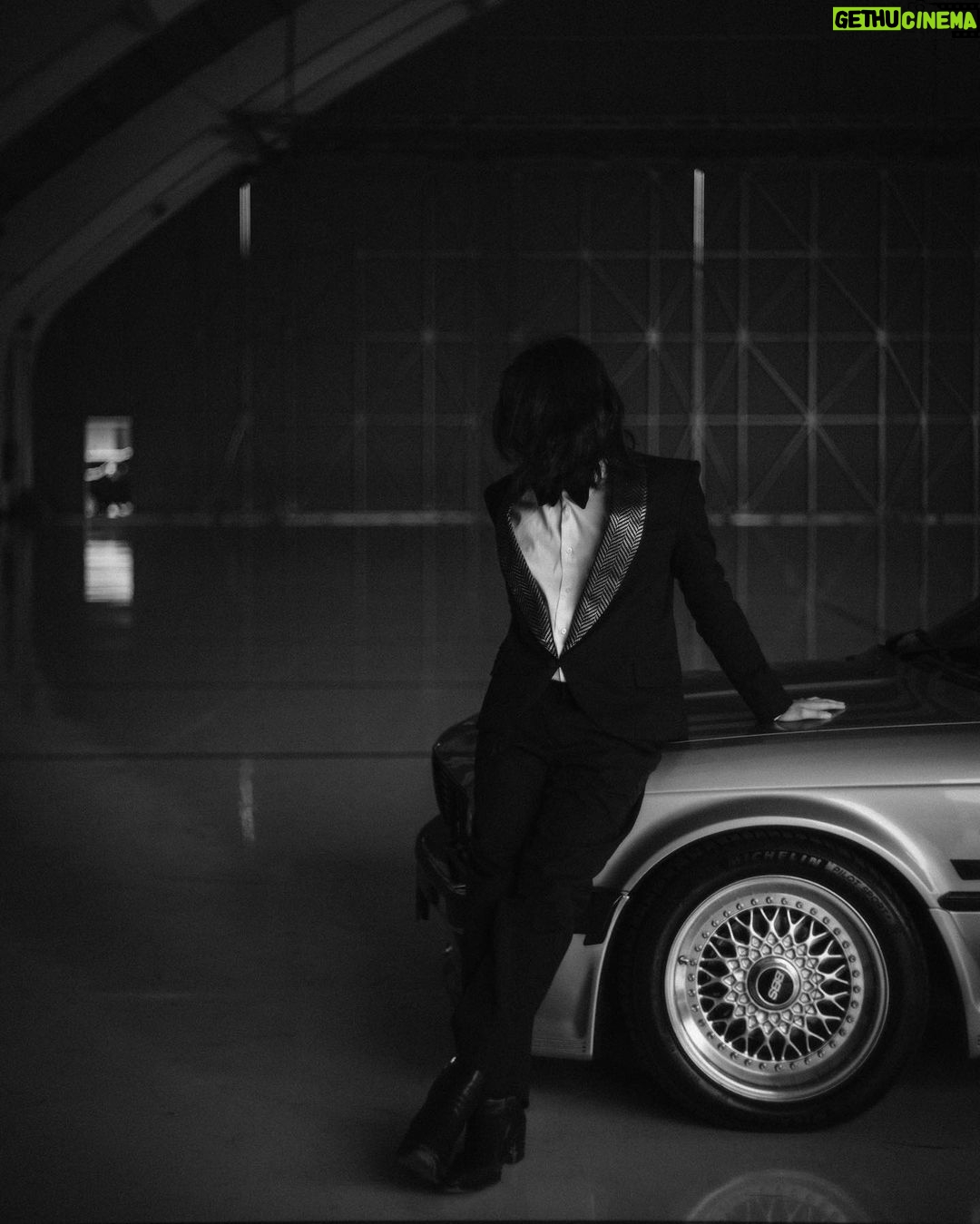 Iqbaal Ramadhan Instagram - 1983’ BMW 323i e30 coupe
