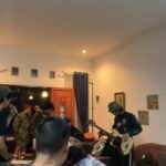 Iqbaal Ramadhan Instagram – REHEARSAL POK BUL BAND!
LIVE at Tepok Bulu 2023 di Istora Senayan 17 November 2023 LIVE jam 19:30 WIB! 🏸