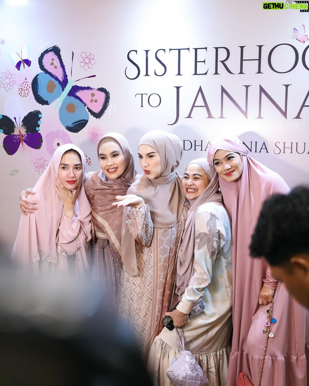Irish Bella Instagram - Sisterhood To Jannah ❤️✨