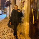 Isabel Angelino Instagram - Night 🌕