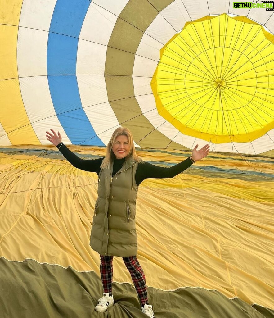 Isabel Angelino Instagram - Batismo de voo em balão de ar quente com a @upalentejo Castro Verde- Alentejo