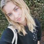 Isabel Durant Instagram - Me + hedge. 💚