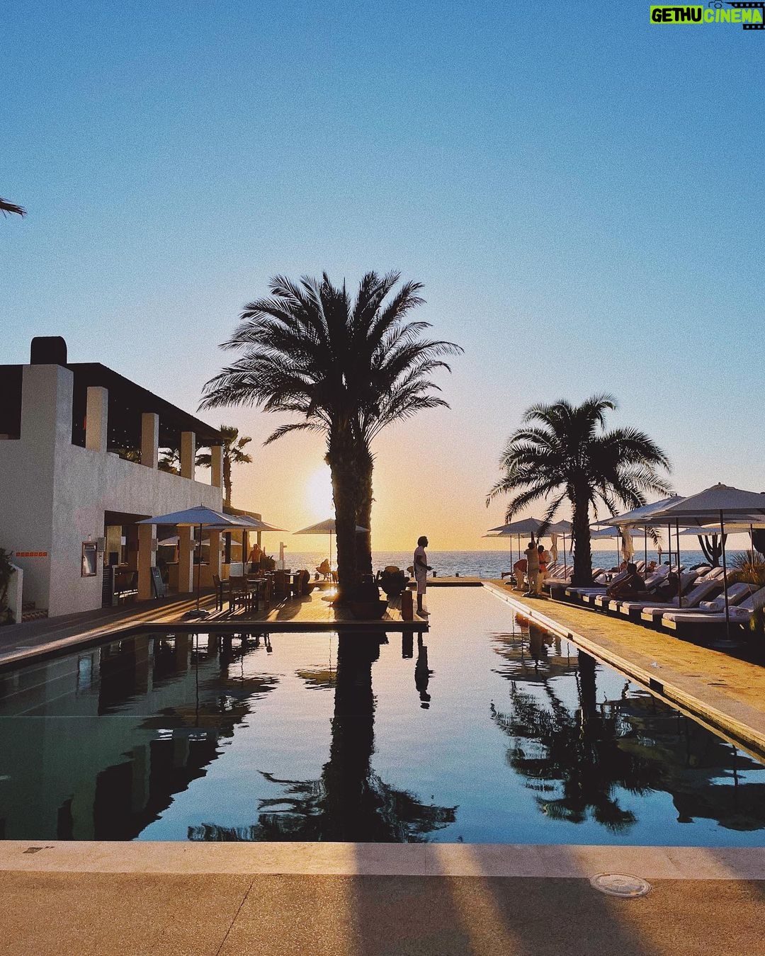 Isabel Durant Instagram - Sunsets at San Cristóbal. It was really hard to leave this beautiful place ✨ Hotel San Cristóbal Baja