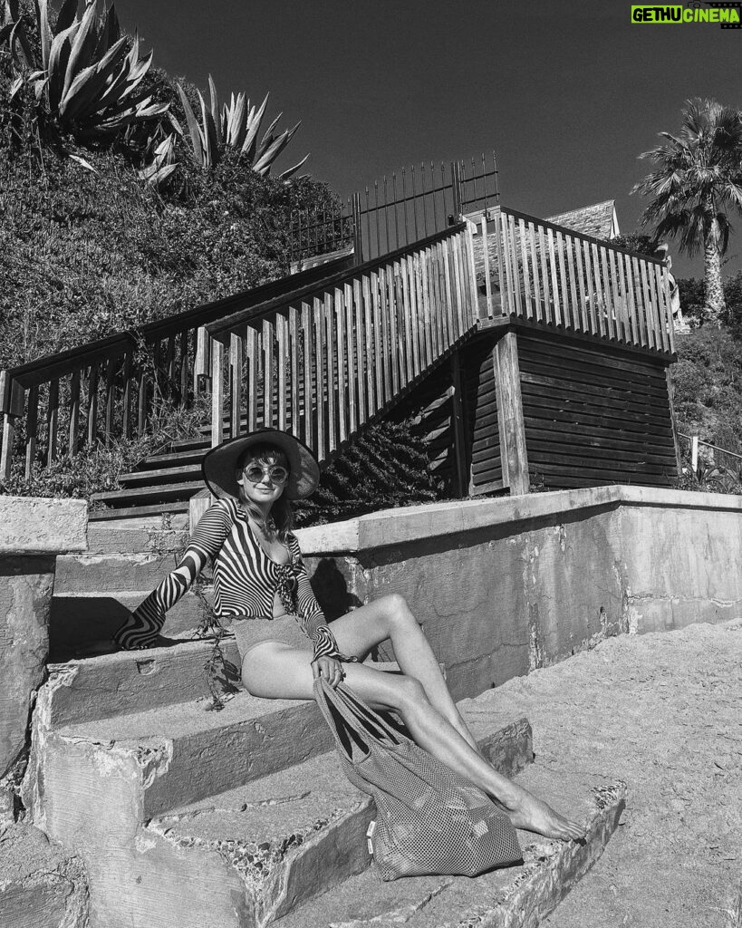 Isabel Durant Instagram - Yesterday 🫶🏻✨ Laguna Beach, California