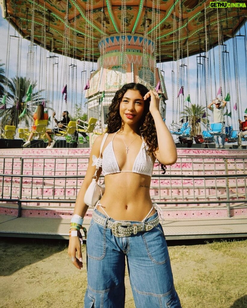 Isabella Ferreira Instagram - 😙 Coachella