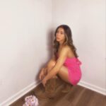 Isabella Ferreira Instagram – I’m free feb 14th and my favorite flowers are daisies btw