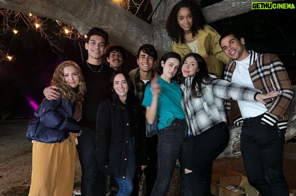 Isabella Ferreira Instagram - The 3rd and final season of @lovevictorhulu is NOW streaming on @hulu and @disneyplus ♥ My heart is so full. No amount of words can explain how grateful I am for the love I’ve experienced while working on this show. I’ve not only made life long friends but family. I’m so proud of these people and this story we’ve been able to tell for the past three years. A big thank you to all of the incredible viewers who have supported us through it all. WE LOVE YOU!