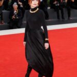Isabelle Huppert Instagram - Venise 2022 @giorgioarmani @cartier Venice, Italy