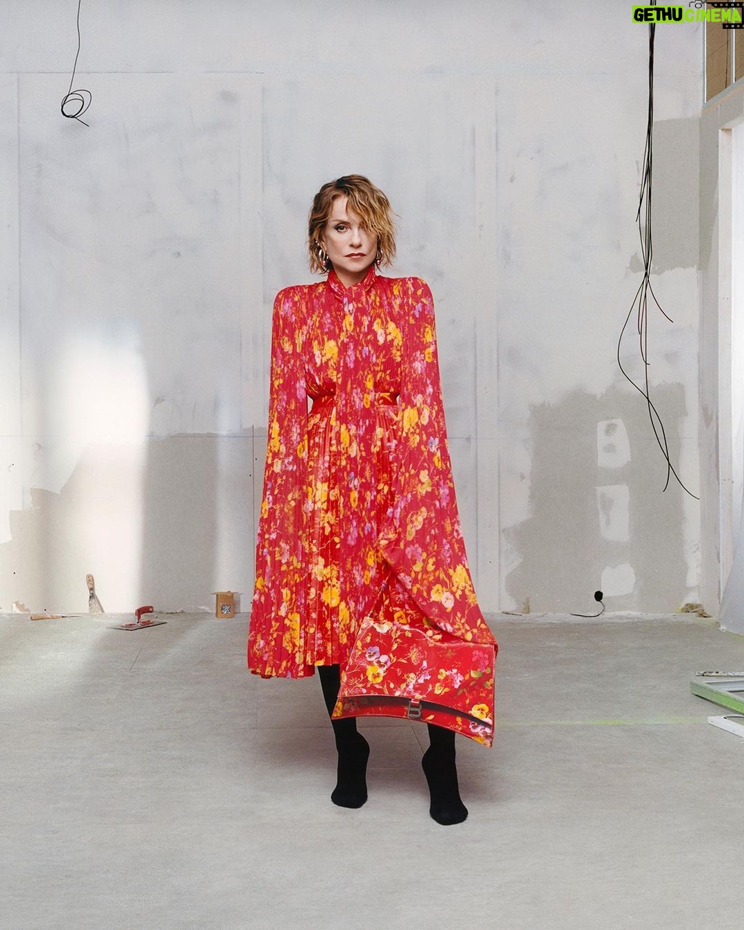 Isabelle Huppert Instagram - @balenciaga Winter 23