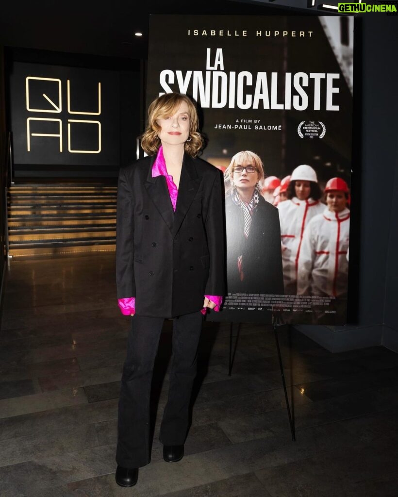 Isabelle Huppert Instagram - Opening weekend of #LaSyndicaliste at @quadcinema. So happy to bring this film to NY and meet the audience. @jpaulsalome @kinolorber Quad Cinema