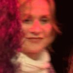 Isabelle Huppert Instagram - 50 ans de Libération, le bien nommé... 🎂 À la cité de la Musique @liberationfr #libé #DidierPeron #SandraOnana Cité de la Musique