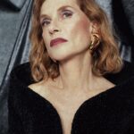 Isabelle Huppert Instagram - Merci @harpersbazaar_tw 🌸 📷 @martabevacqua @balenciaga #BAZAAR封面人物
