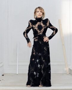 Isabelle Huppert Instagram - @balenciaga Winter 23