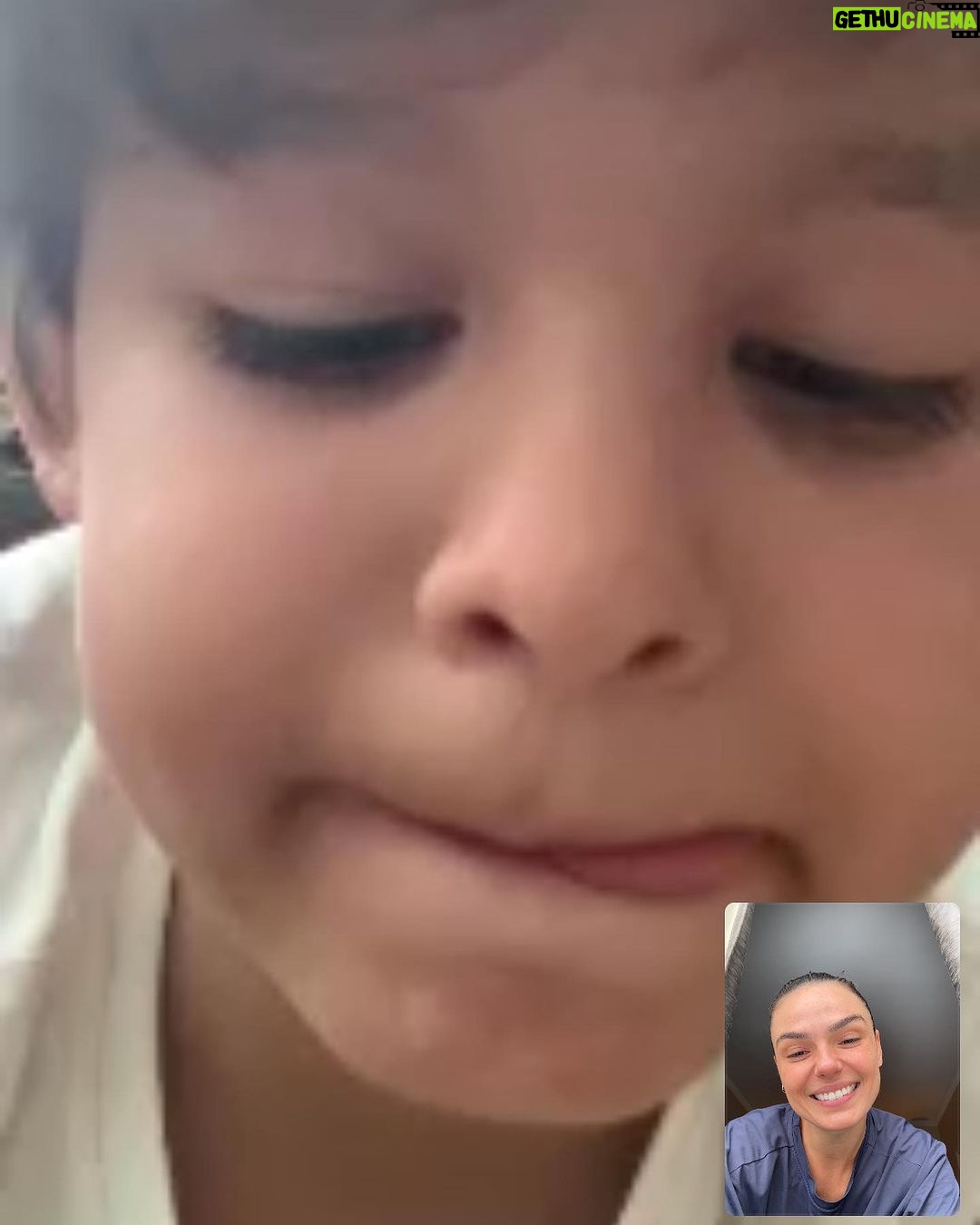 Isis Valverde Instagram - Amor, cumplicidade e saudades de quem se ama e não pode estar pertinho! GRATIDÃO seria a palavra pra esse universo imenso que me guarda! Sou grata e muito feliz com tudo que vem me sendo concedido, AMÉM❤️🙏🏼🌟