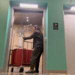 Isis Valverde Instagram - Rolar, engatinhar, andar, correr, voar! I can fly and you?