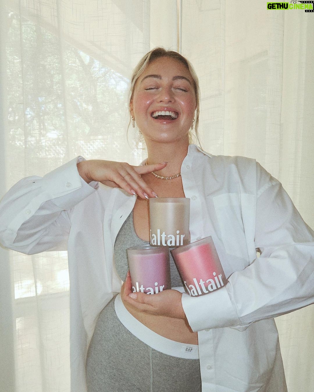 Iskra Lawrence Instagram - Introducing our first ever (highly requested - yes I see all your comments hehe)👀 @saltair candles!🕯️ Our limited edition candles come in our 3 best selling scents 🤎Santal Bloom ✨ notes of creamy sandalwood, sheer amber and sensual musks. Santal Bloom is evocative, luxurious and simply irresistible 💜Island Orchid 🌺 notes of jasmine, frangipani, driftwood and warm musks. Island Orchid is a luscious escape like being enveloped in a field of exotic flowers 💖Pink Beach 🥥 notes of delicate coconut and warm vanilla. Pink Beach is your escape to island bliss Comment LINK and I’ll dm you the link to our @saltair candles…aka the perfect holiday gift or a lil treat for yourself. Because imo there’s nothing like lighting a candle, relaxing and having your whole home smell divine☁️ And of course we used the most premium botanical wax blend of Coconut, Soy and RSPO Palm - only the best for our Saltair fam👌 These cuties are limited edition just for the holidays so once they sell out, that’s it. Can’t wait to seem them in your homes and to create even more moments of self care🫶 . . . #Saltair #everybodyiswelcomehere #saltaircandles #candles #giftideas #giftsforher #giftguide #selfcare #smellgood #homedecor #homeinteriors #scentedcandle #holidaygift Texas
