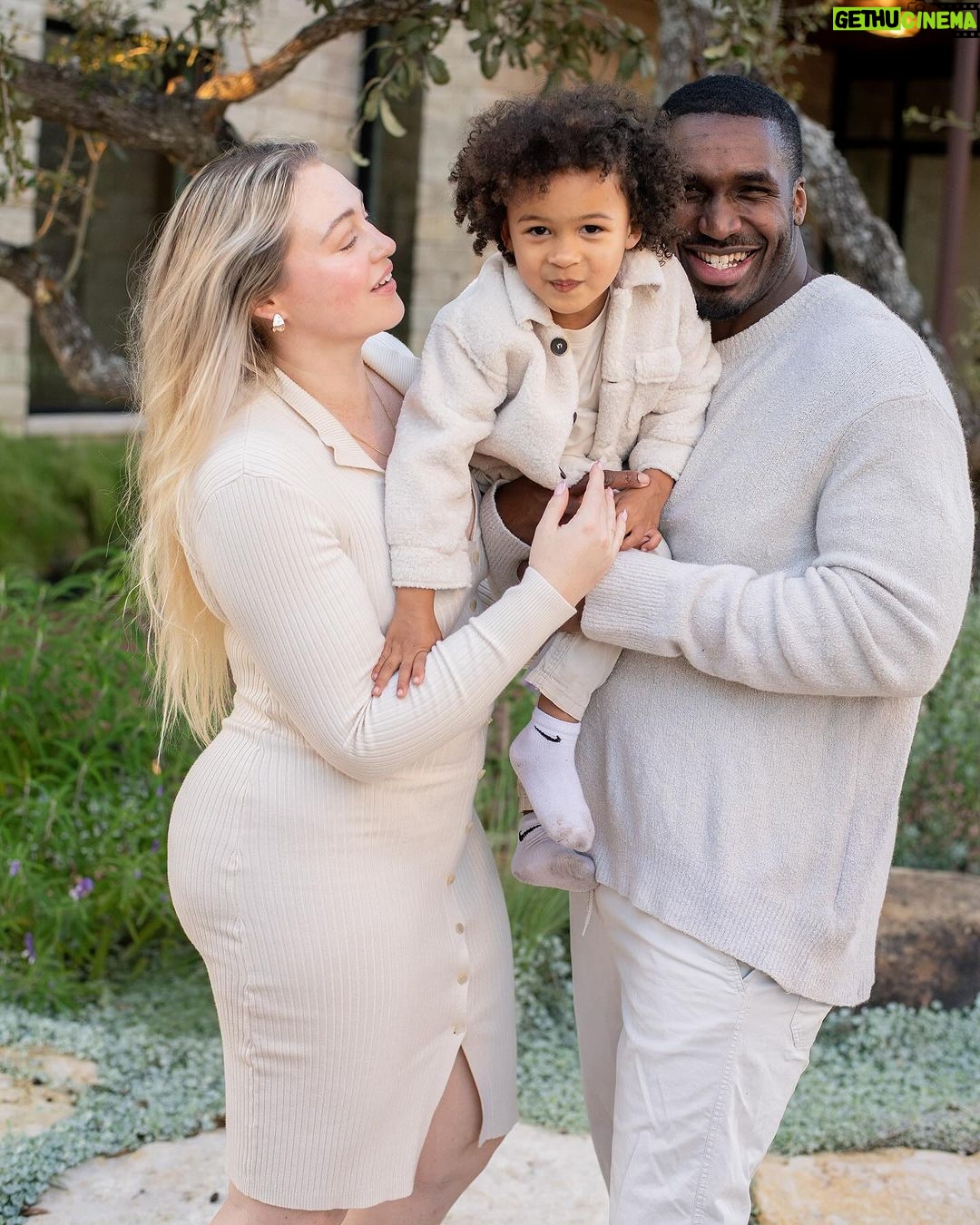 Iskra Lawrence Instagram - Help me choose our Christmas card pic, which is your fave??? Because there’s no way I can decide! 😬🥰 LMK in the comments your favorite! . . . . #familyphotos #christmasphotos #christmascard #holidayphotos #familyphotography #candidfamilyphotos Austin, Texas