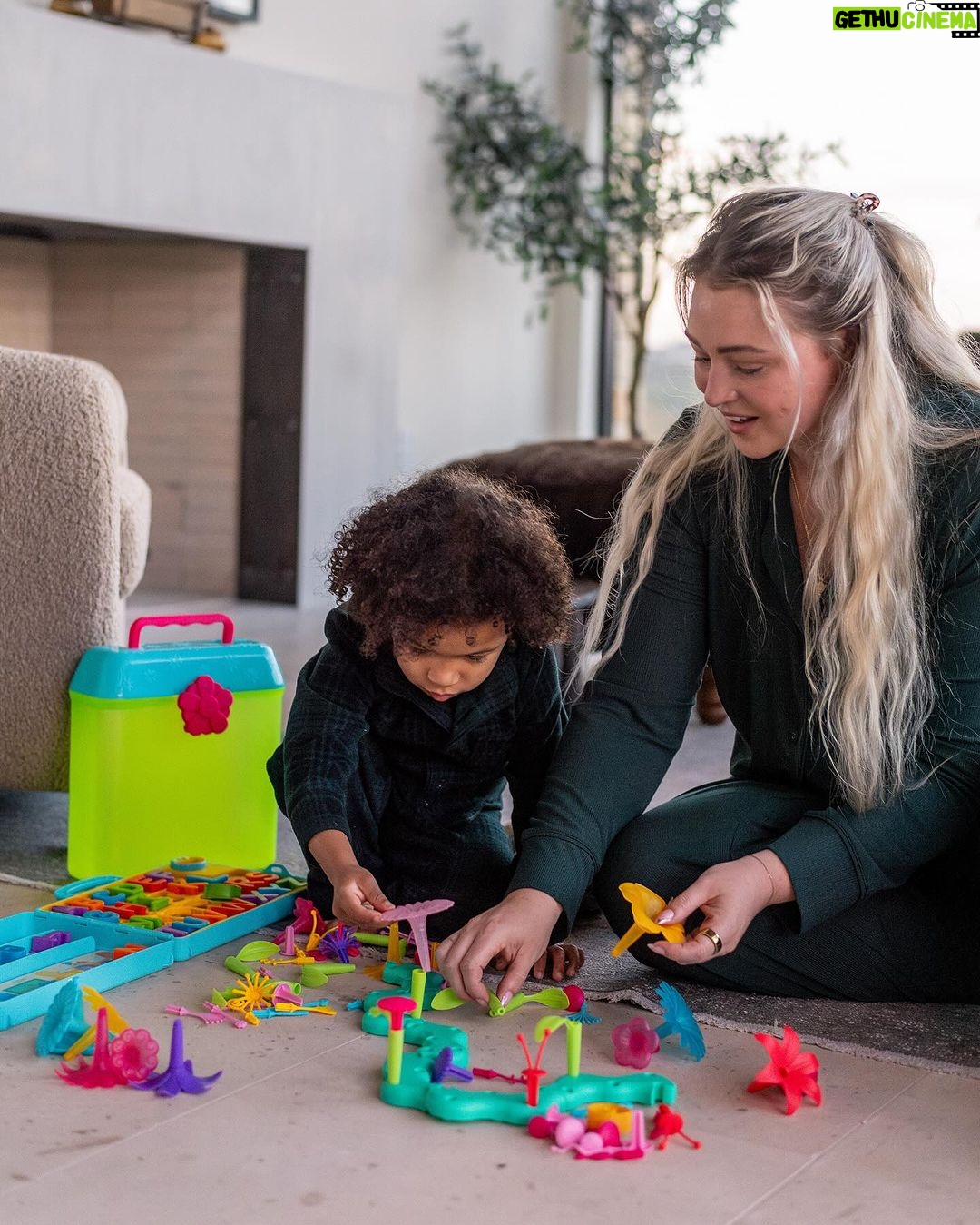 Iskra Lawrence Instagram - The best gift is present-ness with your kiddo we all know that, but if yours is anything like mine they also want toys to unwrap so I tried out tons of great gifts (that are all under $25) that actually allow child development and the opportunity to play with them using your imaginations and more. What I found was we spent way more time playing (super focused) with this $14.99 flower garden than more fancy electronic toys because I was there building it with him and we talked about the parts of the flowers, how a flower blooms and it was such a sweet hour where so many toys he’s over in 5 mins and moves on. So check out my gift guide of all the under $25 toys I found @walmart that we love in my bio @collectivevoicehq and shared to my IGS for you (or to make your life easier comment “LINK” and I can dm the link directly to you) ✨ 📸 @lanezphoto . . . . . #walmart #kidschristmas #toysforchristmas #walmarttoys #momandson #familychristmas #familyphotos #familytime #toddlertoys #under25gifts #walmartpartner *disclosure* I do work with Walmart but this actually is not part of a “deliverable” / brand deal it’s just some pics and info I wanted to share and the link is an affiliate link - just to make sure I’m always transparent with my posts tagging brands🥰 Texas