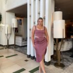 Iskra Lawrence Instagram - In my ✨ L I V I N G ✨ everyday to the fullest era! . . . . 🏷️ #midsizemodel #midsizefashion #cocktaildress #fashion #modeling #rarebeauty #selenagomez #taylorswift #midsizestyle #midsizegals #size12 #holidayoutfits #holiday #holidayfashion Texas