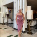 Iskra Lawrence Instagram - In my ✨ L I V I N G ✨ everyday to the fullest era! . . . . 🏷️ #midsizemodel #midsizefashion #cocktaildress #fashion #modeling #rarebeauty #selenagomez #taylorswift #midsizestyle #midsizegals #size12 #holidayoutfits #holiday #holidayfashion Texas