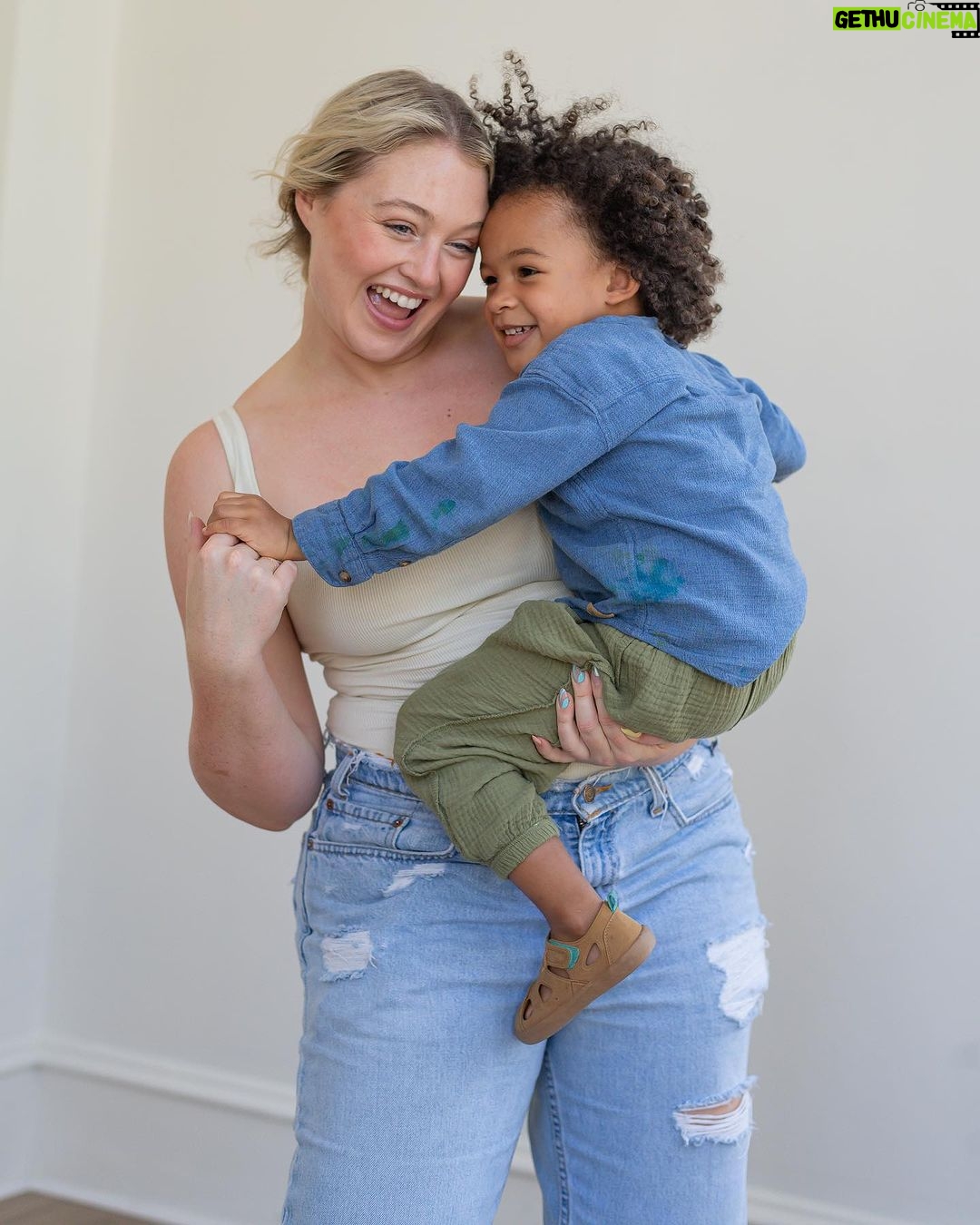 Iskra Lawrence Instagram - My little man! 🤍 Thank you @lanezphoto for capturing such fun and sweet moments for us. Comment “link” and I’ll send you a DM with everything we’re wearing if you like the looks or have a little man to shop for too! This time of year can be so joyous but also bring up fear, grief, loneliness, anxiety and more for so many… That’s why I decided to film a holiday survival guide to let you know you’re not alone and share some tools I’ve learnt over the years. ♥️ You can watch on my Y0utube at the link in my bio. . . . . #family #motherson #familyphtoos #boymom #momlife #holidays Texas