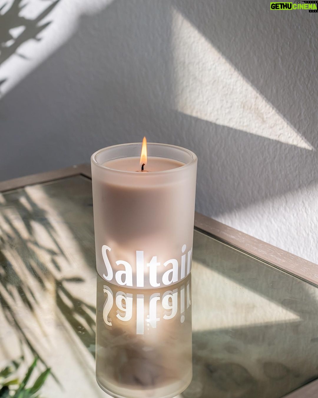 Iskra Lawrence Instagram - Introducing our first ever (highly requested - yes I see all your comments hehe)👀 @saltair candles!🕯️ Our limited edition candles come in our 3 best selling scents 🤎Santal Bloom ✨ notes of creamy sandalwood, sheer amber and sensual musks. Santal Bloom is evocative, luxurious and simply irresistible 💜Island Orchid 🌺 notes of jasmine, frangipani, driftwood and warm musks. Island Orchid is a luscious escape like being enveloped in a field of exotic flowers 💖Pink Beach 🥥 notes of delicate coconut and warm vanilla. Pink Beach is your escape to island bliss Comment LINK and I’ll dm you the link to our @saltair candles…aka the perfect holiday gift or a lil treat for yourself. Because imo there’s nothing like lighting a candle, relaxing and having your whole home smell divine☁️ And of course we used the most premium botanical wax blend of Coconut, Soy and RSPO Palm - only the best for our Saltair fam👌 These cuties are limited edition just for the holidays so once they sell out, that’s it. Can’t wait to seem them in your homes and to create even more moments of self care🫶 . . . #Saltair #everybodyiswelcomehere #saltaircandles #candles #giftideas #giftsforher #giftguide #selfcare #smellgood #homedecor #homeinteriors #scentedcandle #holidaygift Texas