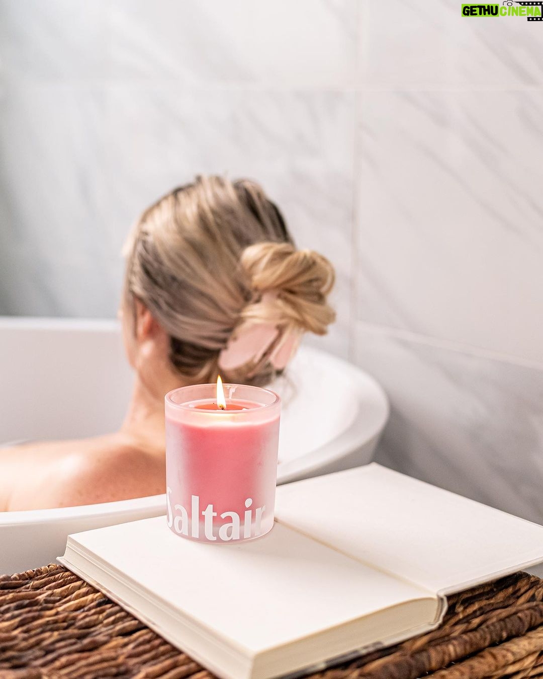 Iskra Lawrence Instagram - Introducing our first ever (highly requested - yes I see all your comments hehe)👀 @saltair candles!🕯️ Our limited edition candles come in our 3 best selling scents 🤎Santal Bloom ✨ notes of creamy sandalwood, sheer amber and sensual musks. Santal Bloom is evocative, luxurious and simply irresistible 💜Island Orchid 🌺 notes of jasmine, frangipani, driftwood and warm musks. Island Orchid is a luscious escape like being enveloped in a field of exotic flowers 💖Pink Beach 🥥 notes of delicate coconut and warm vanilla. Pink Beach is your escape to island bliss Comment LINK and I’ll dm you the link to our @saltair candles…aka the perfect holiday gift or a lil treat for yourself. Because imo there’s nothing like lighting a candle, relaxing and having your whole home smell divine☁️ And of course we used the most premium botanical wax blend of Coconut, Soy and RSPO Palm - only the best for our Saltair fam👌 These cuties are limited edition just for the holidays so once they sell out, that’s it. Can’t wait to seem them in your homes and to create even more moments of self care🫶 . . . #Saltair #everybodyiswelcomehere #saltaircandles #candles #giftideas #giftsforher #giftguide #selfcare #smellgood #homedecor #homeinteriors #scentedcandle #holidaygift Texas
