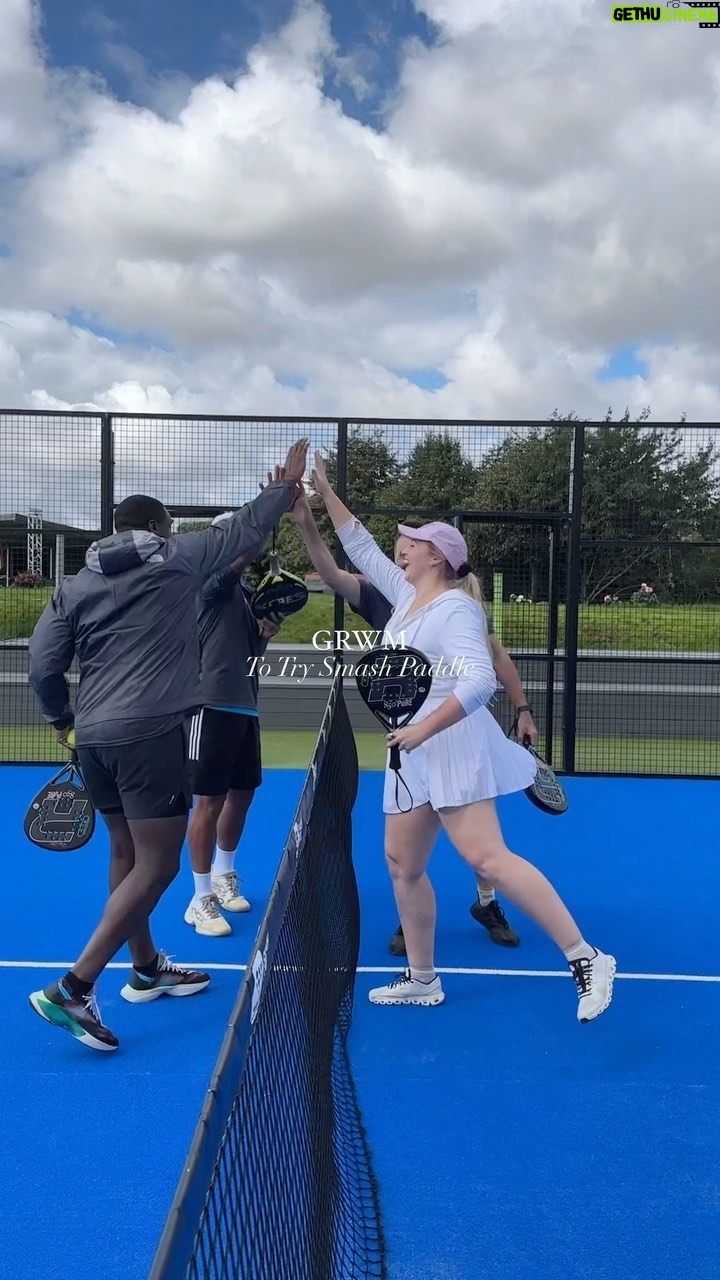 Iskra Lawrence Instagram - 🏓GRWM to try @smashpadel_bicester at the @bicesterhotelandspa ☁️ when was the last time you tried soenthing new? Is there something you’ve been wanting to do but struggled to find the time? Share below I wanna know and maybe we can find some new things for us all to try😍 Thank you to the most patient coach @almancitapadel you made it so fun and we are all officially hooked on padel✨ As (nearly) always links to my outfit on my LTK (link in bio and IGS)💕 . . . . 🏷️ #bicesterhotelgolfandspa #smashpadel #padeltennis #padel #bicester #grwm #midsize #midsizefashion #midsizestyle #size12 #tennis #tennisoutfit #hotelrecommendation Bicester Hotel Golf and Spa
