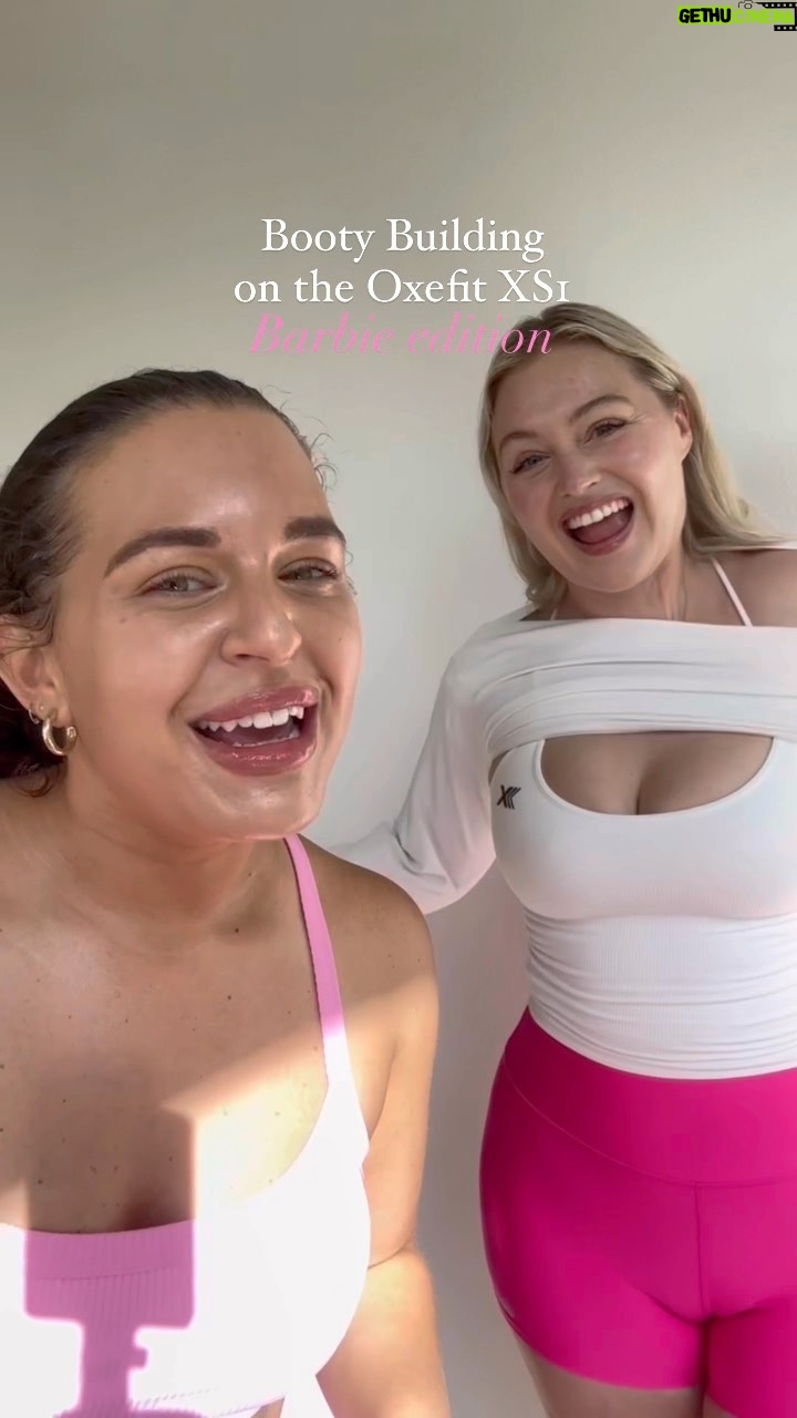 Iskra Lawrence Instagram - Wanna grow your glutes at home?🍑 Converted my bestie @lanezphoto to the @oxefit XS1 and she was🤯 at all the strength and cardio exercises we could do right here in my small home office And if you don’t know which exercises to do, there are hundreds of live and saved classes and programs to help making your workout as simplified as possible! Drop your questions below or to learn more check out the free virtual tour linked in my bio and my IGS for you🥰 . . . . #oxefit #xs1 #xs2 #homegym #homegymsetup #homegymworkout #homegymlife #homegymgoals #homegymideas #homeworkout #homeworkouts #bootybuilding #bootyworkout #bootygainz #bootybuilder #bootyworkouts #bootypump #bootyexercises #gluteworkout #glutesworkout #glutegains #glutetraining Austin, Texas