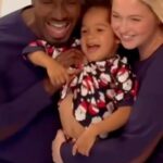 Iskra Lawrence Instagram - Everyday feels like Christmas:) . . . . . . . . . . . . #family #familytime #christmas #feliznavidad #happyholidays #merrychristmas