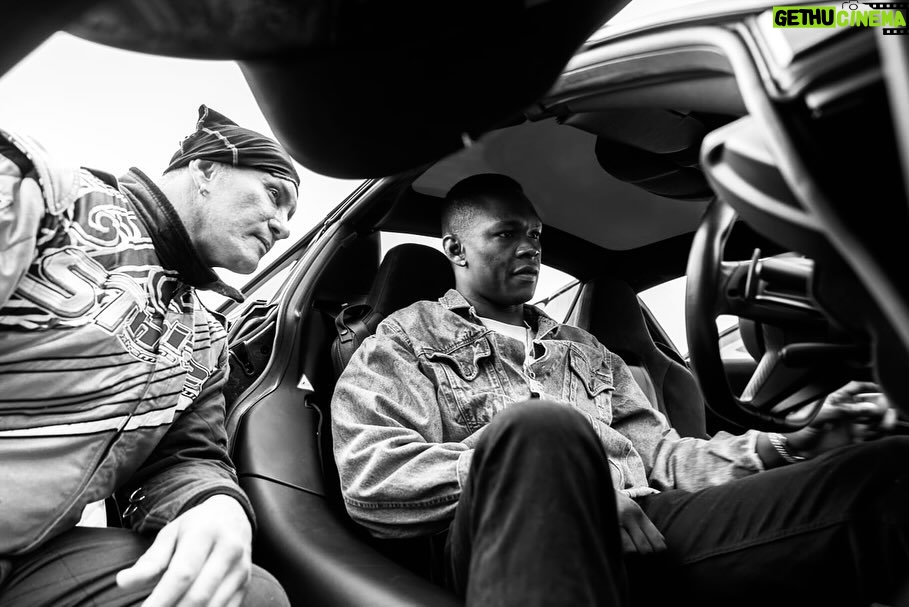 Israel Adesanya Instagram - ‼️ A midlife crisis is sports cars for most men. I’d rather do it all while I’m young and show the utes how it’s done. #iykyk 🫱🏾🫲🏽 Meremere Dragway