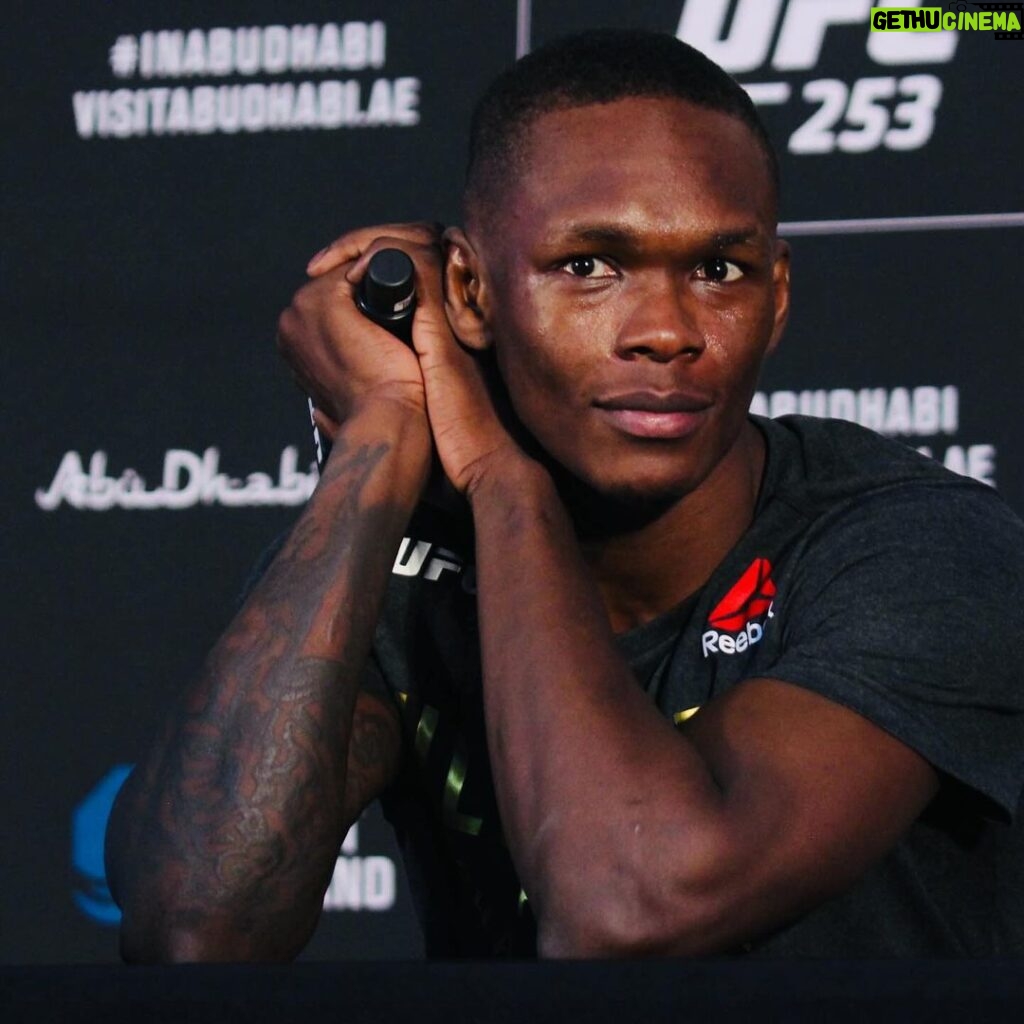 Israel Adesanya Instagram - خروف ♋️☯️♌️ تنين “What you give is what you get.” Thank you all for the energy xoxo