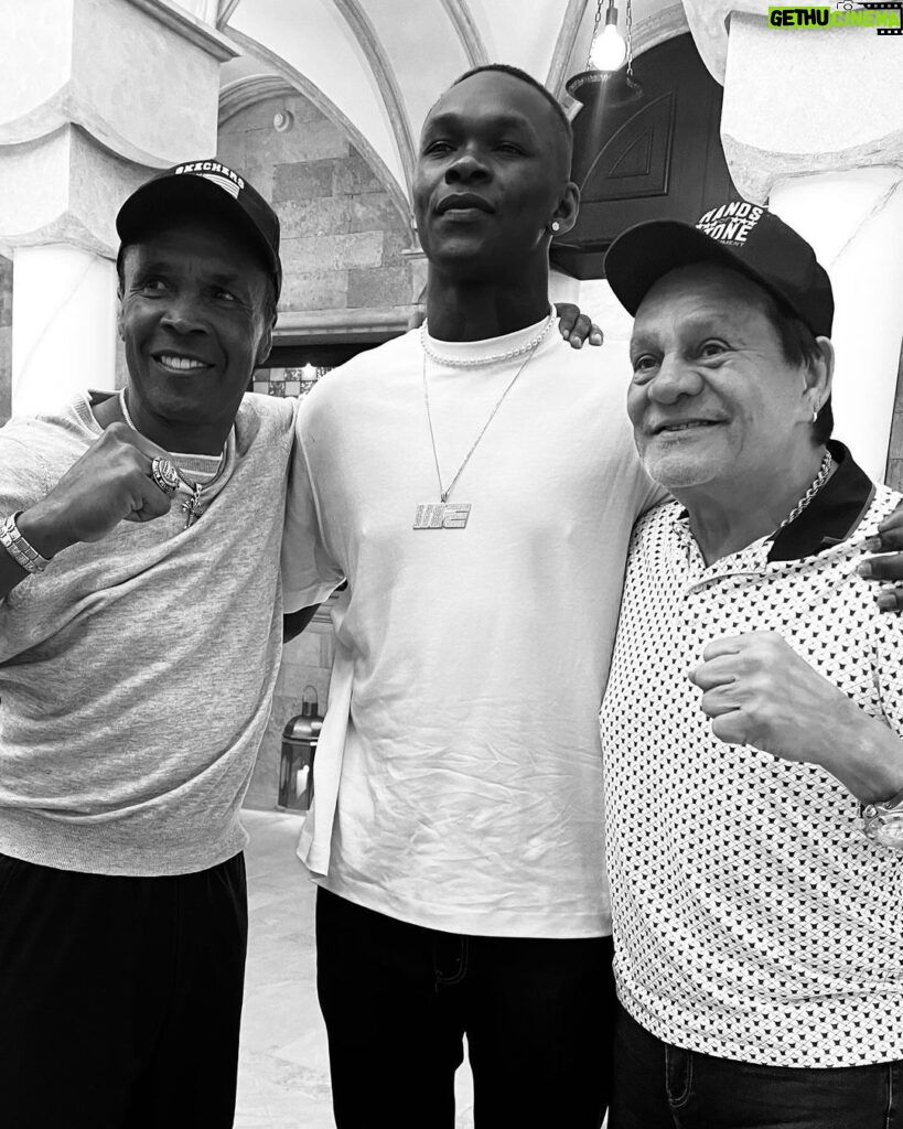 Israel Adesanya Instagram - In a room full of Living LEGENDS‼🥹 To be invited by @turkialalshik and dine with these guys is a blessing. Can’t believe I didn’t wanna get off my couch hahaha. I’m just a fan of this game, who became a champion and will be a Legend too one day. Grateful for this life always. @riyadhseason #furyngannu #riyadhseason Riyadh, Saudi Arabia