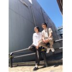 Issei Kobayashi Instagram - . . . 昨日は内川が泊まりに来てた こやつにはいつも力をもらう . . . #この角度から撮るな #不本意なアー写感