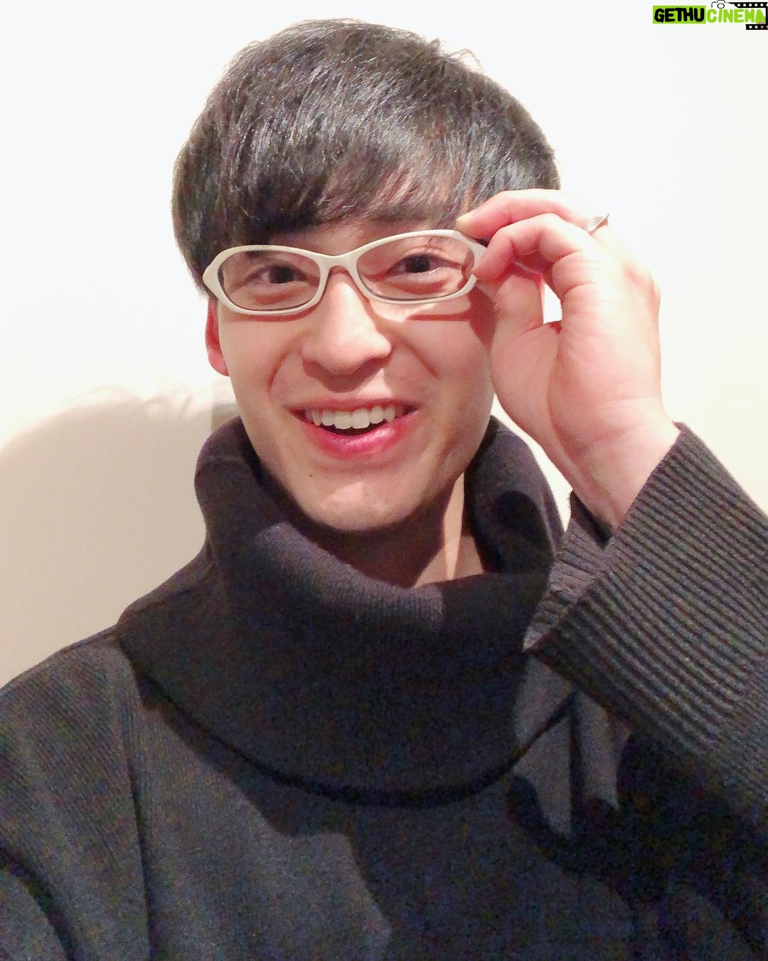 Issei Kobayashi Instagram - . . . 高校の頃かけてた 白メガネでてきた〜 . . #白メガネ