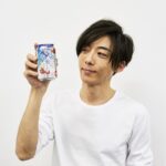 Issey Takahashi Instagram – 旅する氷結の新フレーバー、甘酸っぱいおいしさが特徴の香港スタイル「ハオチーライチ」が本日より発売です。
#高橋一生 #旅する氷結 #ハオチーライチ