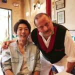 Issey Takahashi Instagram - 店主役のマーク・マードックさんと。 #高橋一生 #旅する氷結