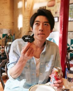 Issey Takahashi Instagram - これは未知なる出会い！ #高橋一生 #旅する氷結 #カラマリ #スペイン料理