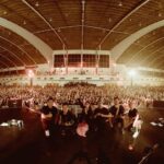 Isyana Sarasvati Instagram – Surabayaa, terima kasih malam ini hangat! Lam kenal lg ea dari ISYANA & ADA-ADA AJA✨ OKE BTW BESOK INYONG START TUR LANJUTAN ALBUM ISYANA KE SEMARANG, BE PREPARED YES! MORE INFO KESINI YA @sarasvatistage Surabaya, Indonesia