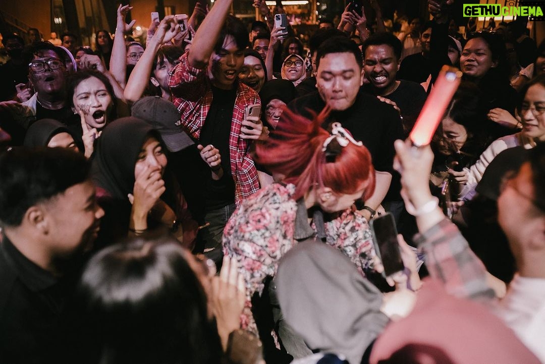 Isyana Sarasvati Instagram - Yesterday was BOMBASTIUS💥
