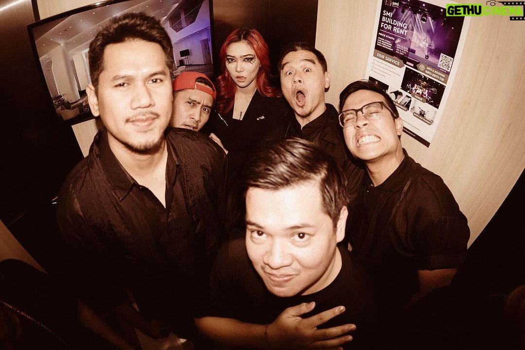 Isyana Sarasvati Instagram - #ISYANATOUR SEMARANG 😈