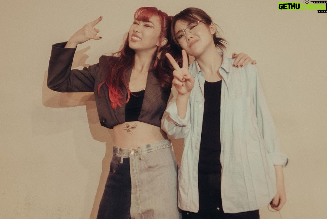 Isyana Sarasvati Instagram - Thank you for joining my stage @roundfestival and having a headbang sesh together!! @sleeep__sheeep ❤️🔥🤘🏻